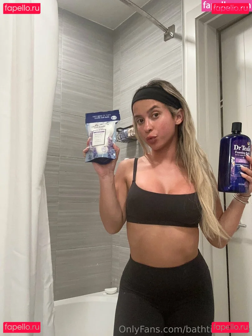 bathtimewlola Onlyfans Photo Gallery 