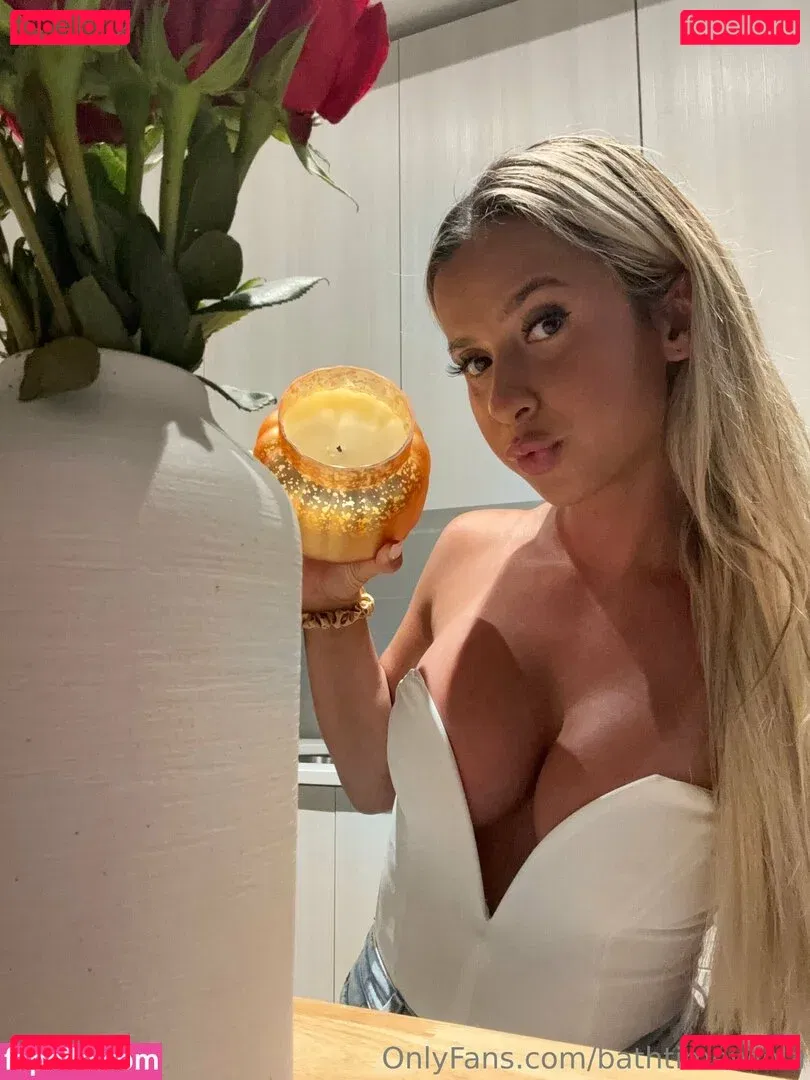 bathtimewlola Onlyfans Photo Gallery 