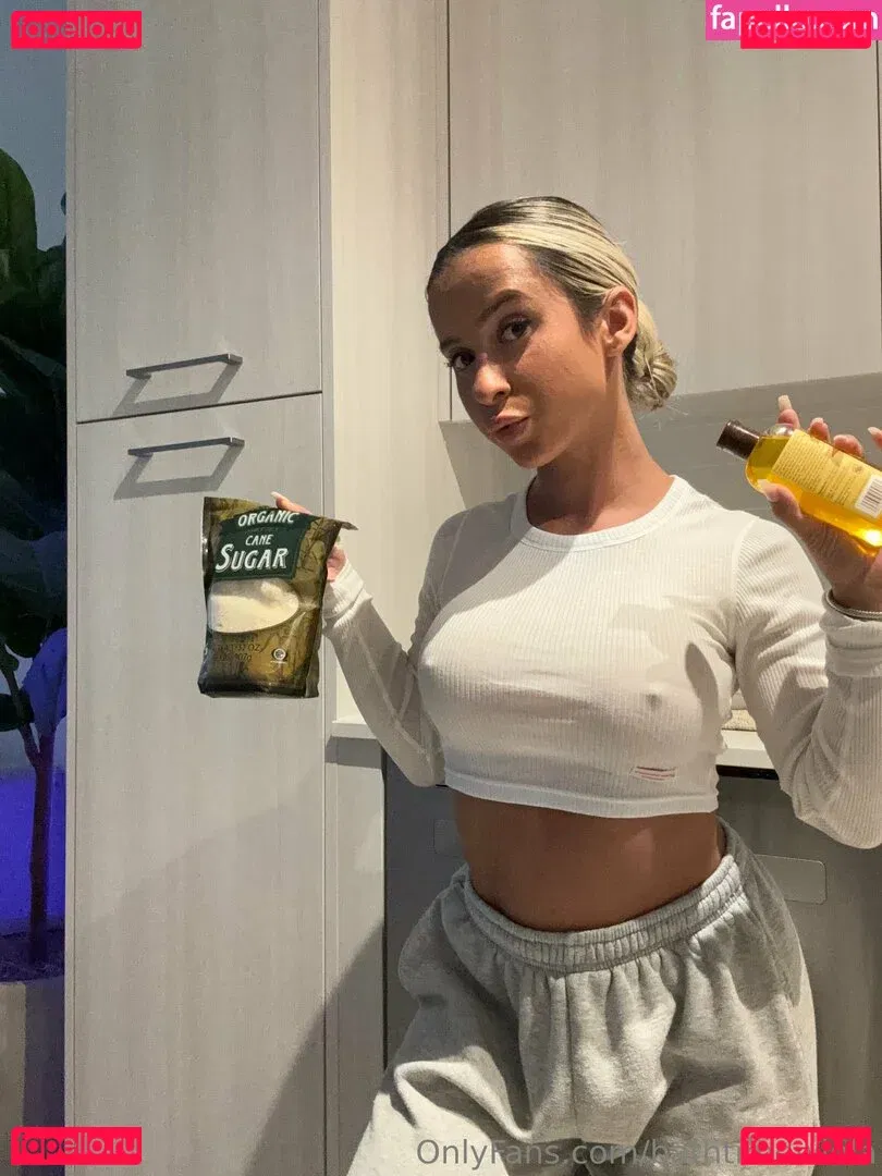 bathtimewlola Onlyfans Photo Gallery 