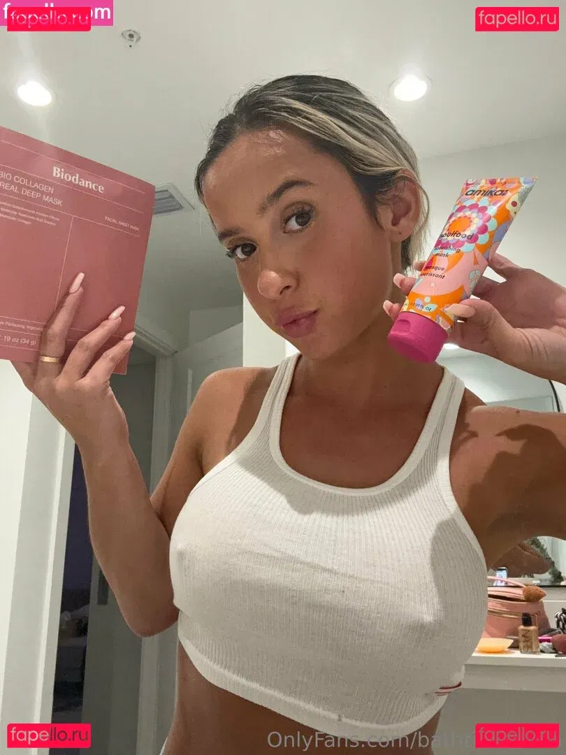 bathtimewlola Onlyfans Photo Gallery 