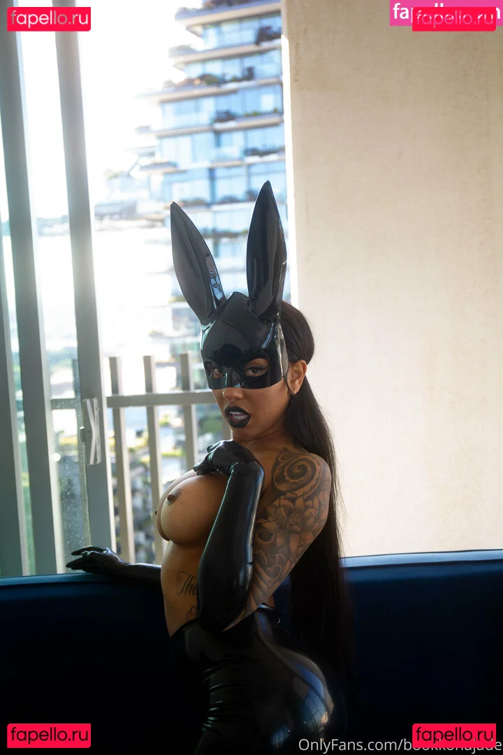 nakedhuladancer Onlyfans Photo Gallery 