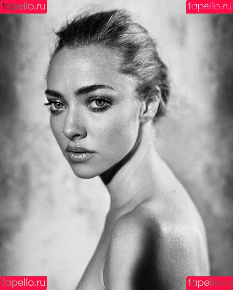 Amanda Seyfried Onlyfans Photo Gallery 