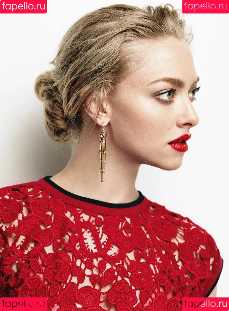 Amanda Seyfried Onlyfans Photo Gallery 