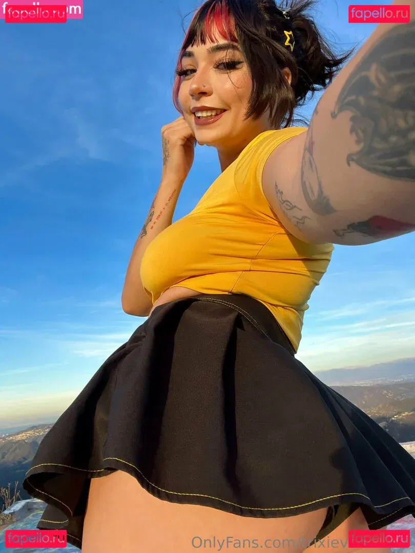 trixievenus777 Onlyfans Photo Gallery 