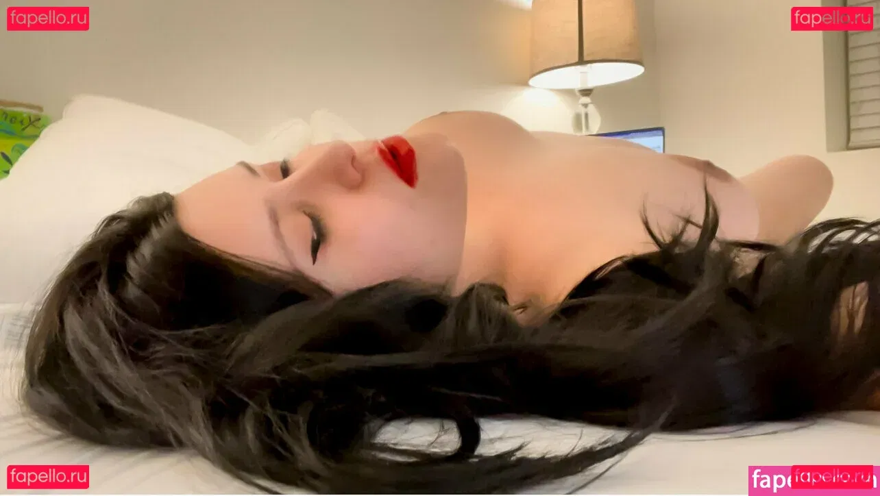 minkafox Onlyfans Photo Gallery 