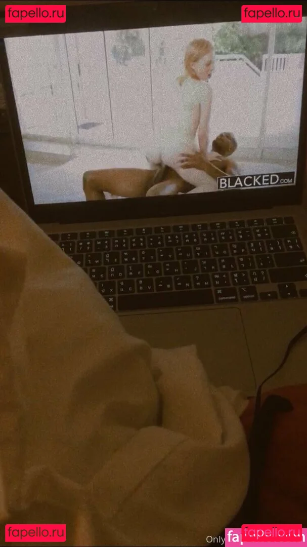 pizpizzzy Onlyfans Photo Gallery 