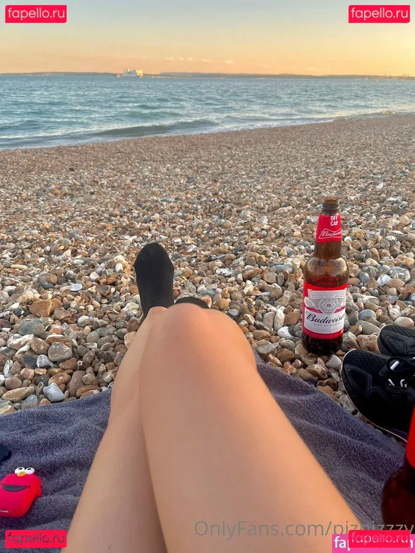 pizpizzzy Onlyfans Photo Gallery 