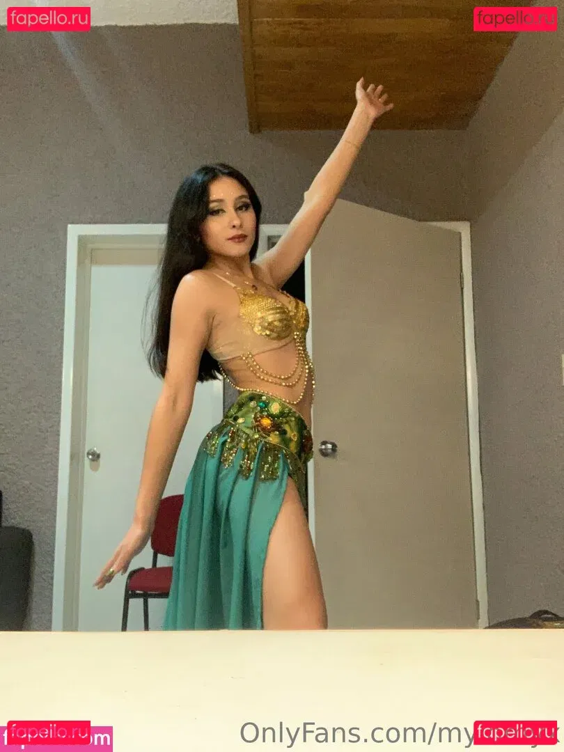 Lomy Asmr Onlyfans Photo Gallery 