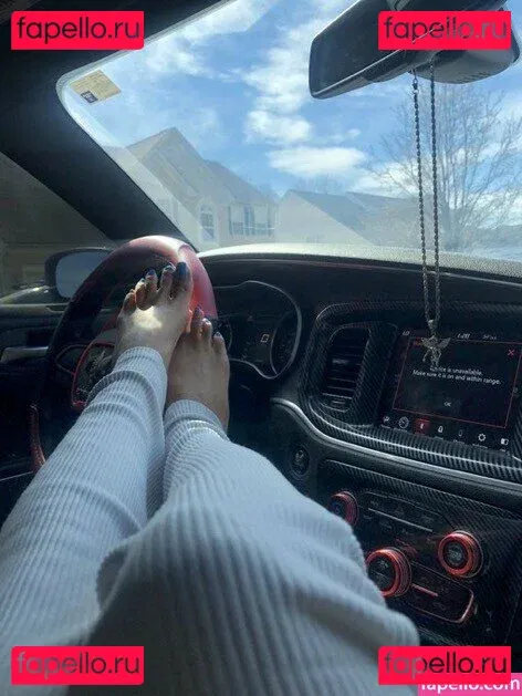 Sinister Simone Onlyfans Photo Gallery 