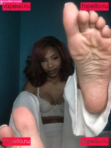 Sinister Simone Onlyfans Photo Gallery 