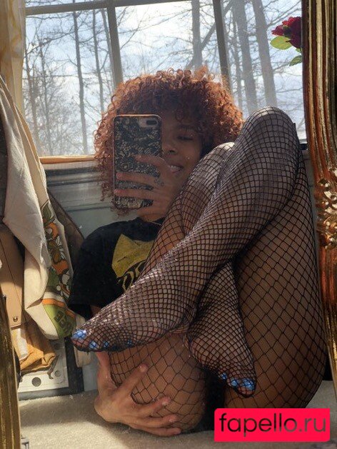 Sinister Simone Nude Onlyfans Photo 19