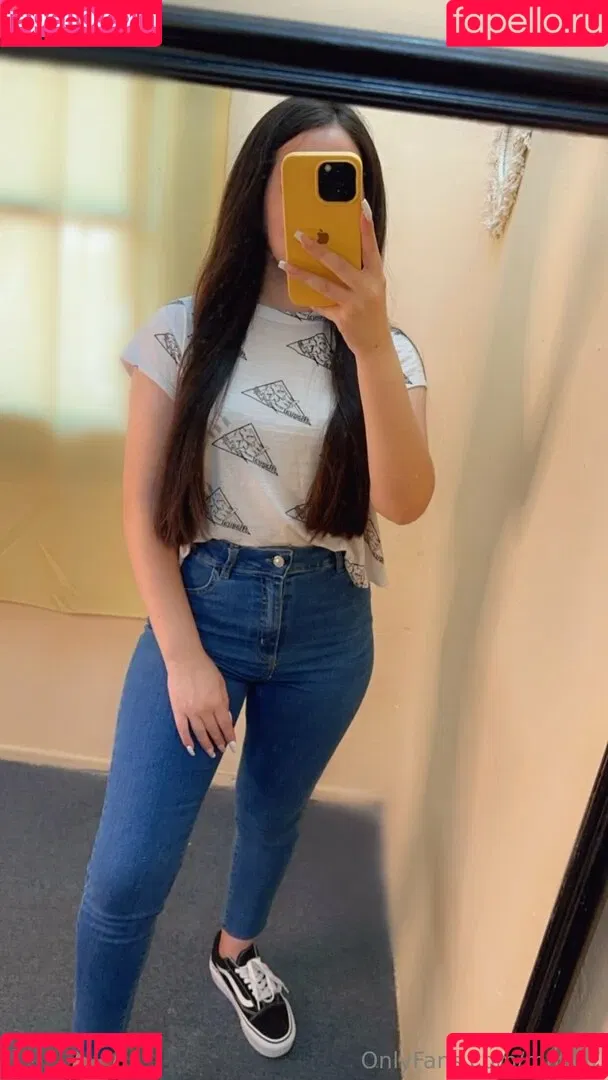 mmel7 Onlyfans Photo Gallery 