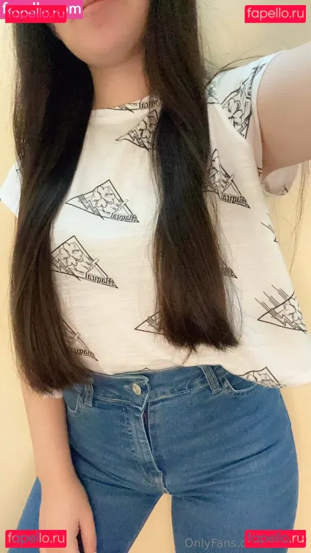 mmel7 Onlyfans Photo Gallery 