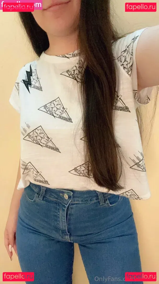 mmel7 Onlyfans Photo Gallery 