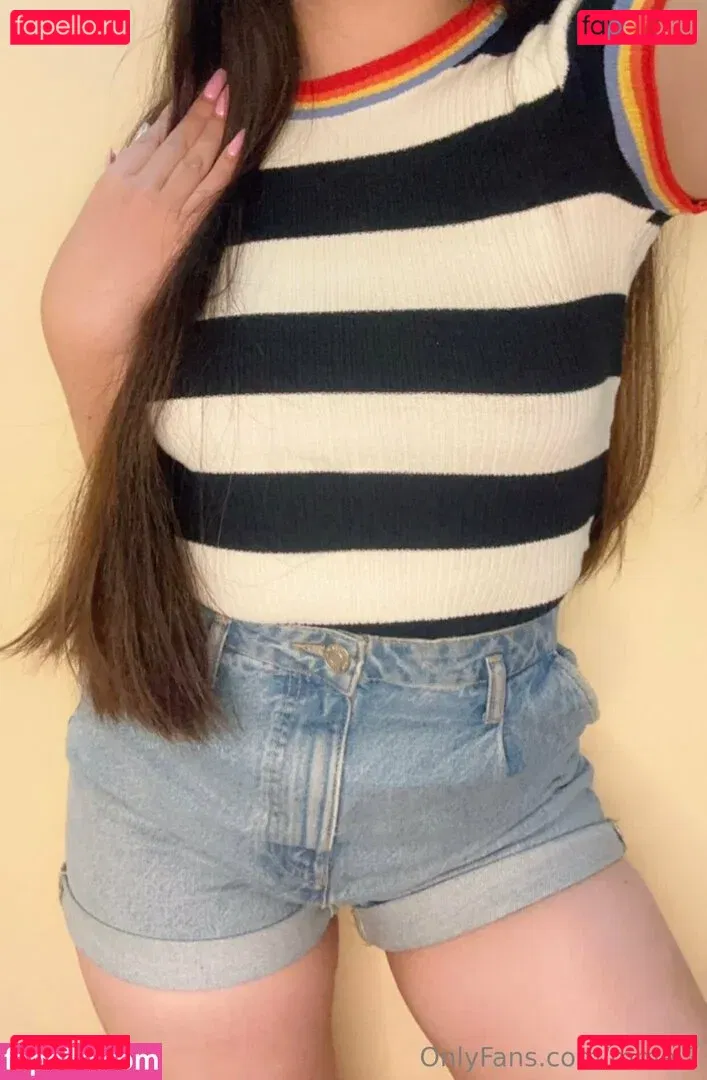 mmel7 Onlyfans Photo Gallery 