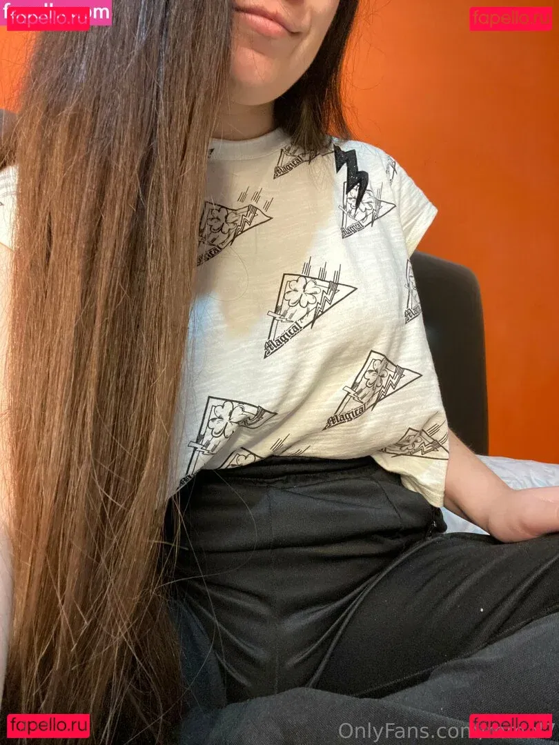 mmel7 Onlyfans Photo Gallery 