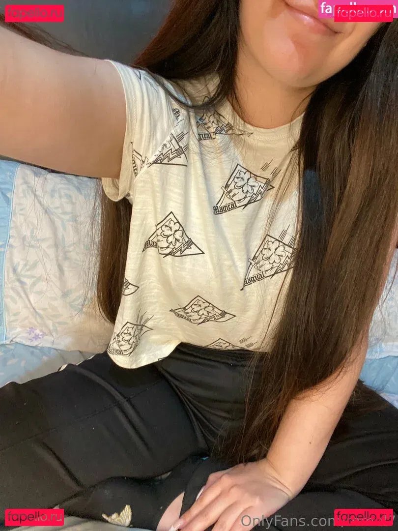 mmel7 Onlyfans Photo Gallery 