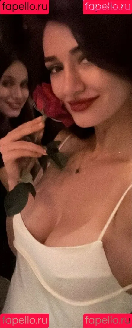Disha Patani Onlyfans Photo Gallery 