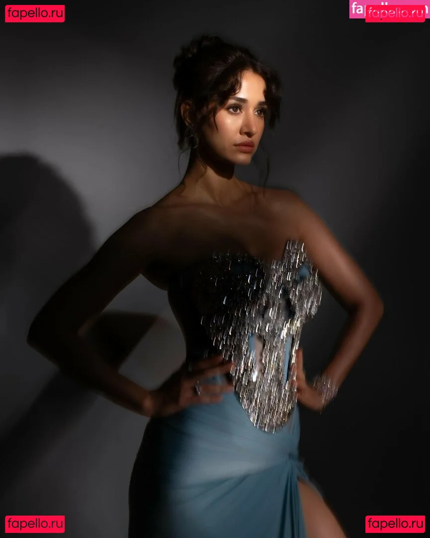Disha Patani Onlyfans Photo Gallery 
