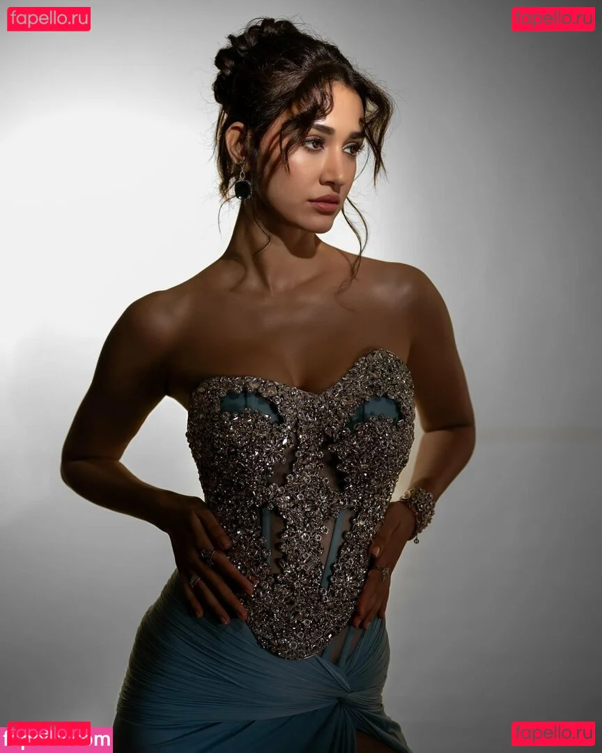 Disha Patani Onlyfans Photo Gallery 