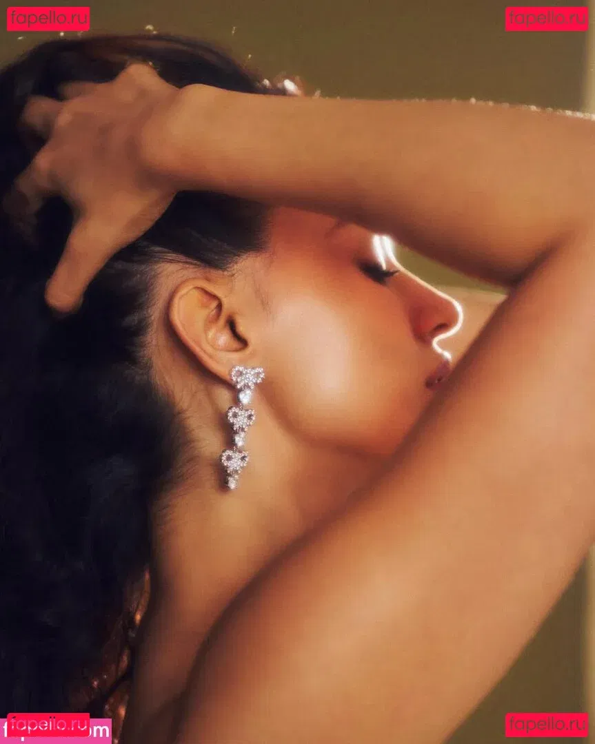 Disha Patani Onlyfans Photo Gallery 