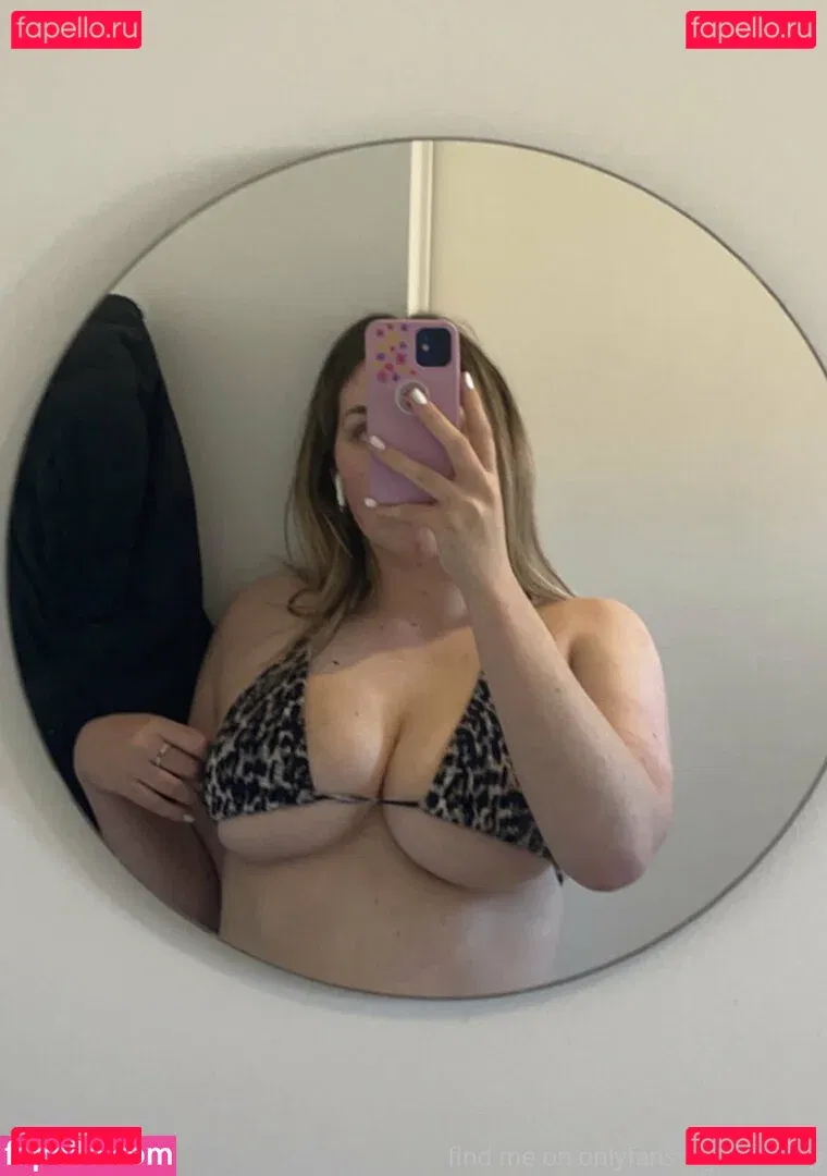 skyeeross Onlyfans Photo Gallery 