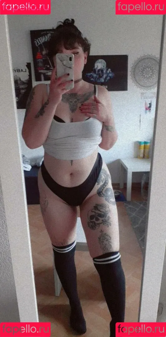 Lenaofficial Onlyfans Photo Gallery 