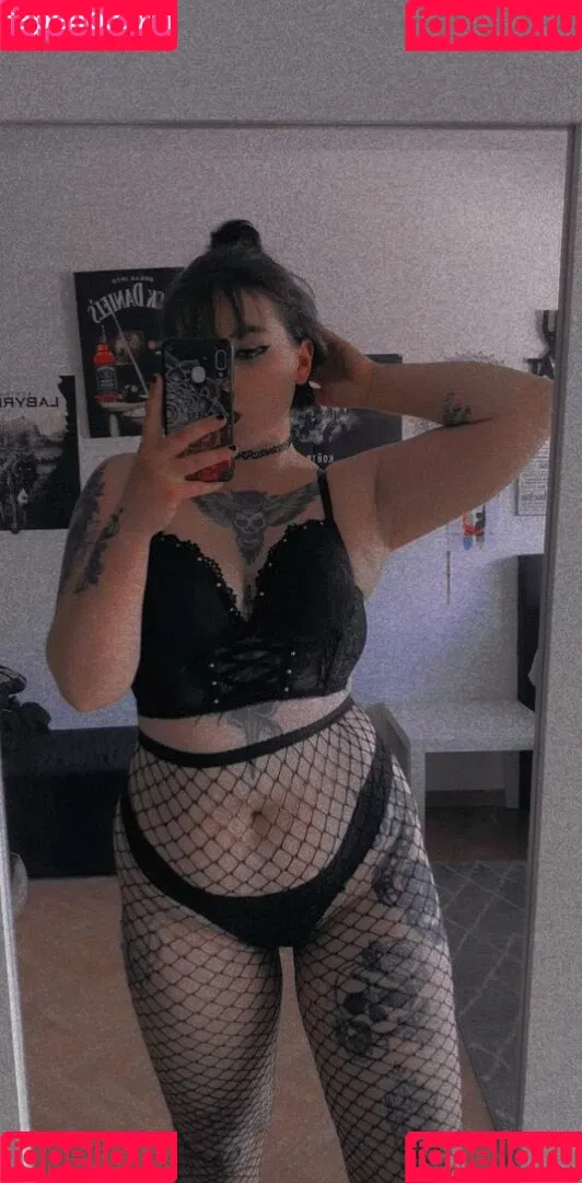 Lenaofficial Onlyfans Photo Gallery 