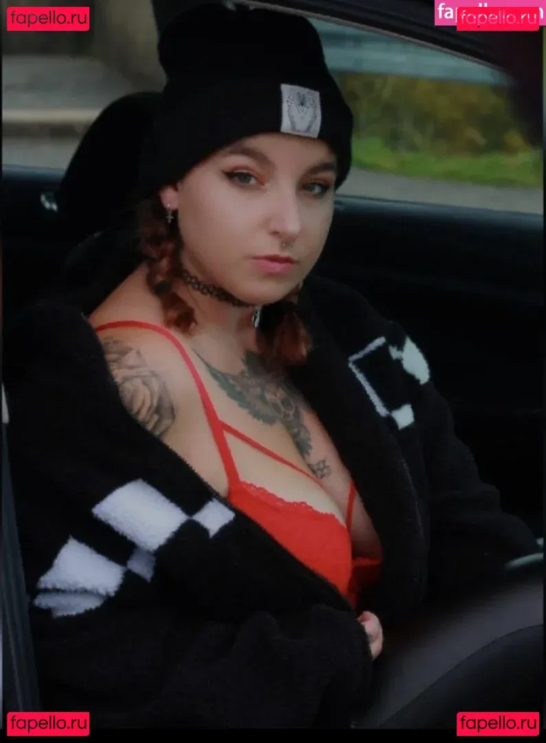 Lenaofficial Onlyfans Photo Gallery 