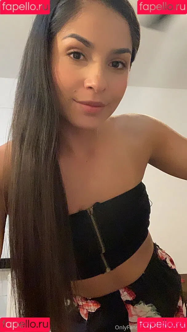 emilymoonroe Onlyfans Photo Gallery 