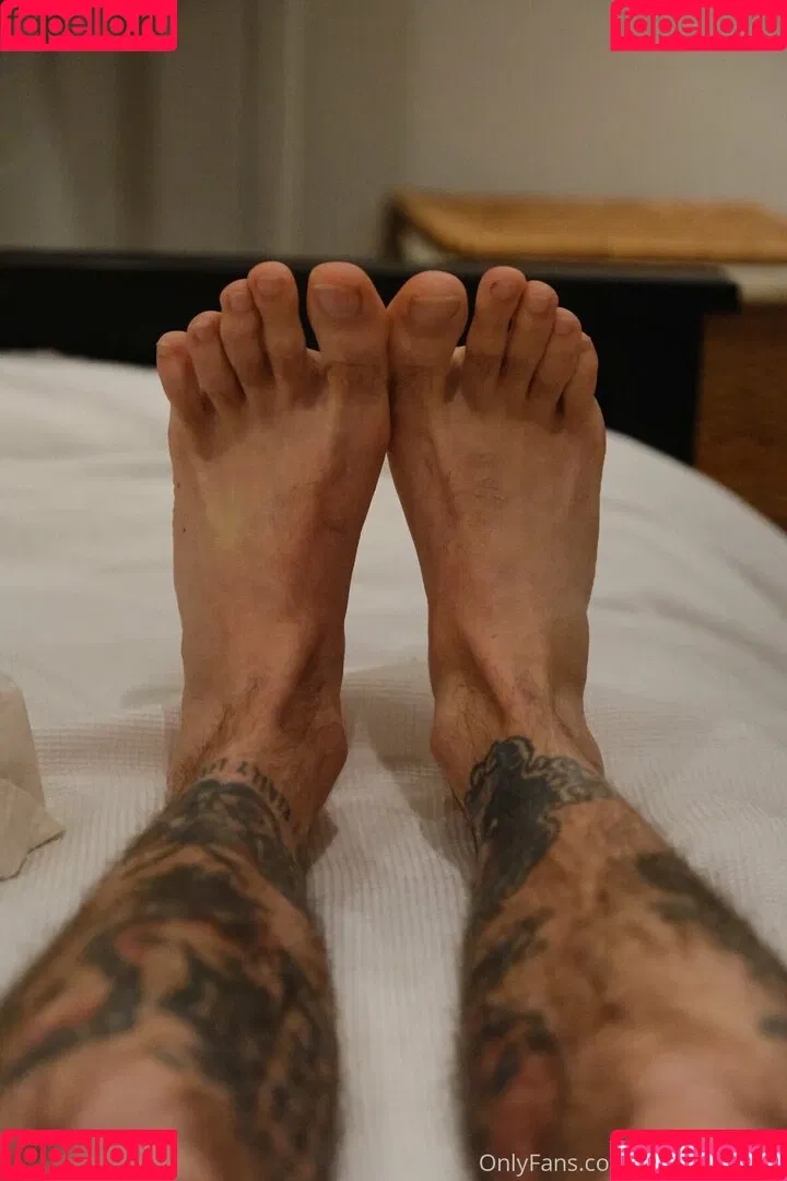 male_feet_uk Onlyfans Photo Gallery 