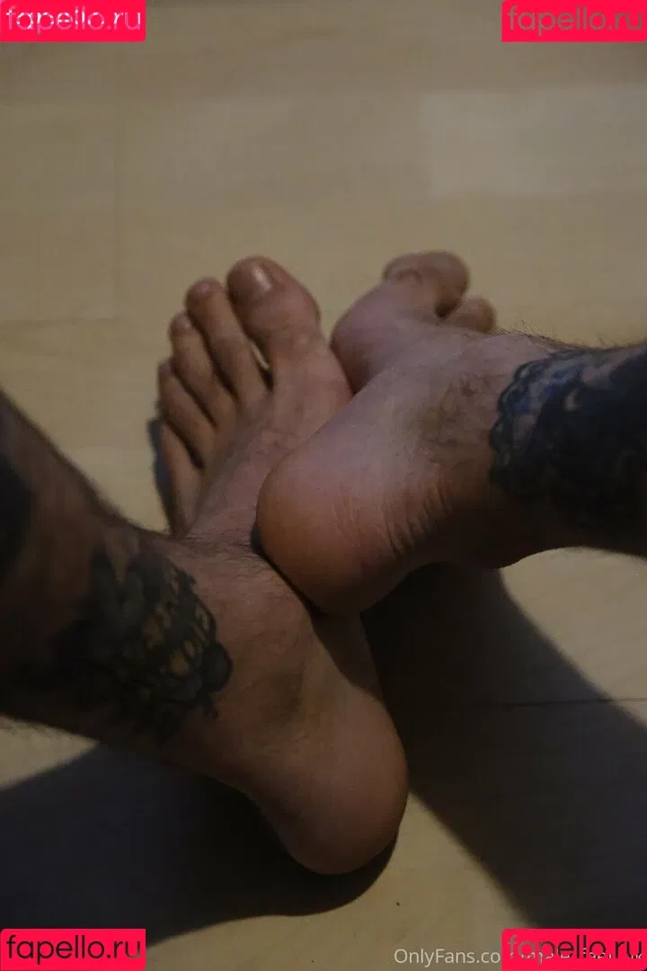male_feet_uk Onlyfans Photo Gallery 