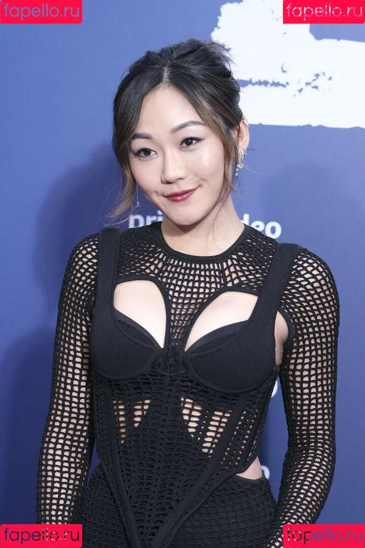 Karen Fukuhara Onlyfans Photo Gallery 
