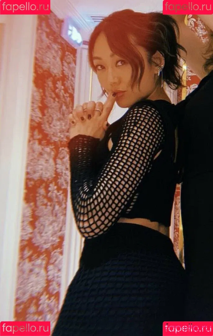 Karen Fukuhara Onlyfans Photo Gallery 