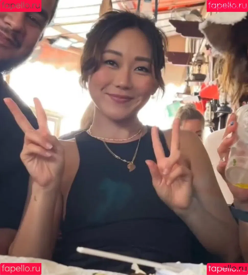 Karen Fukuhara Onlyfans Photo Gallery 