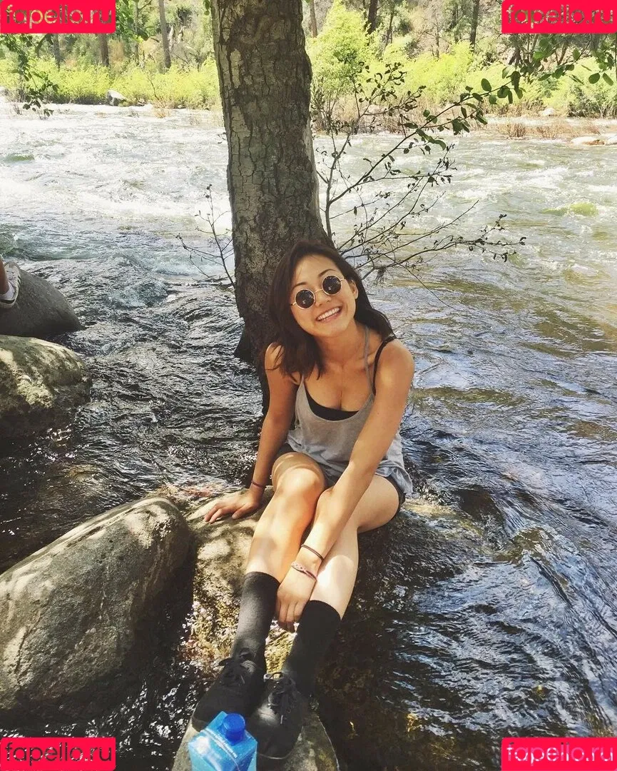 Karen Fukuhara Onlyfans Photo Gallery 