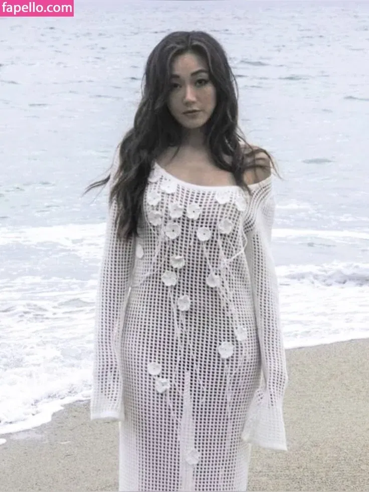 Karen Fukuhara Onlyfans Photo Gallery 