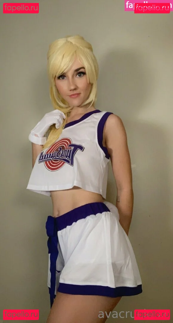 avacruciofree Onlyfans Photo Gallery 