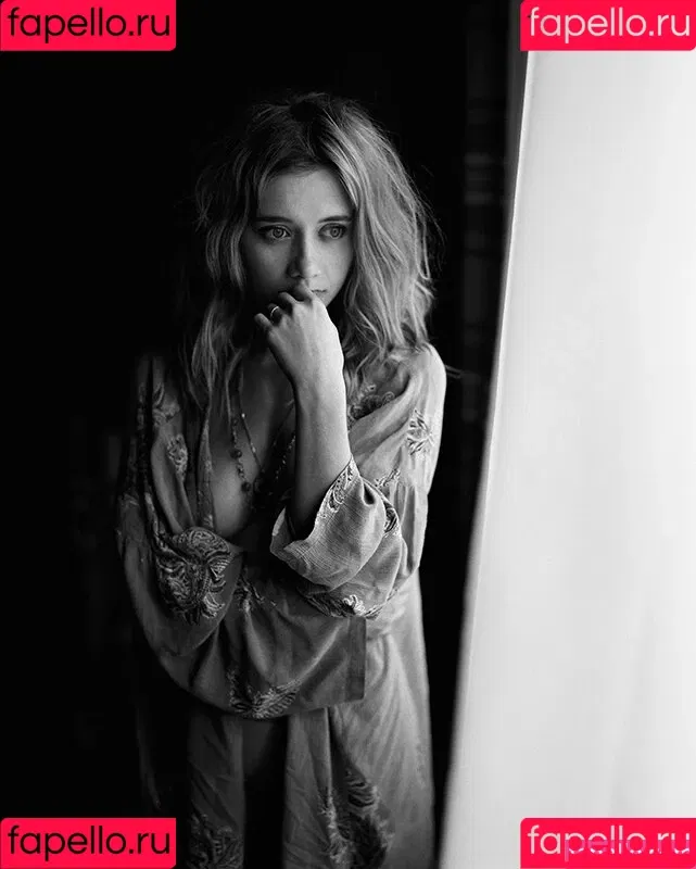 Olesya Rulin Onlyfans Photo Gallery 