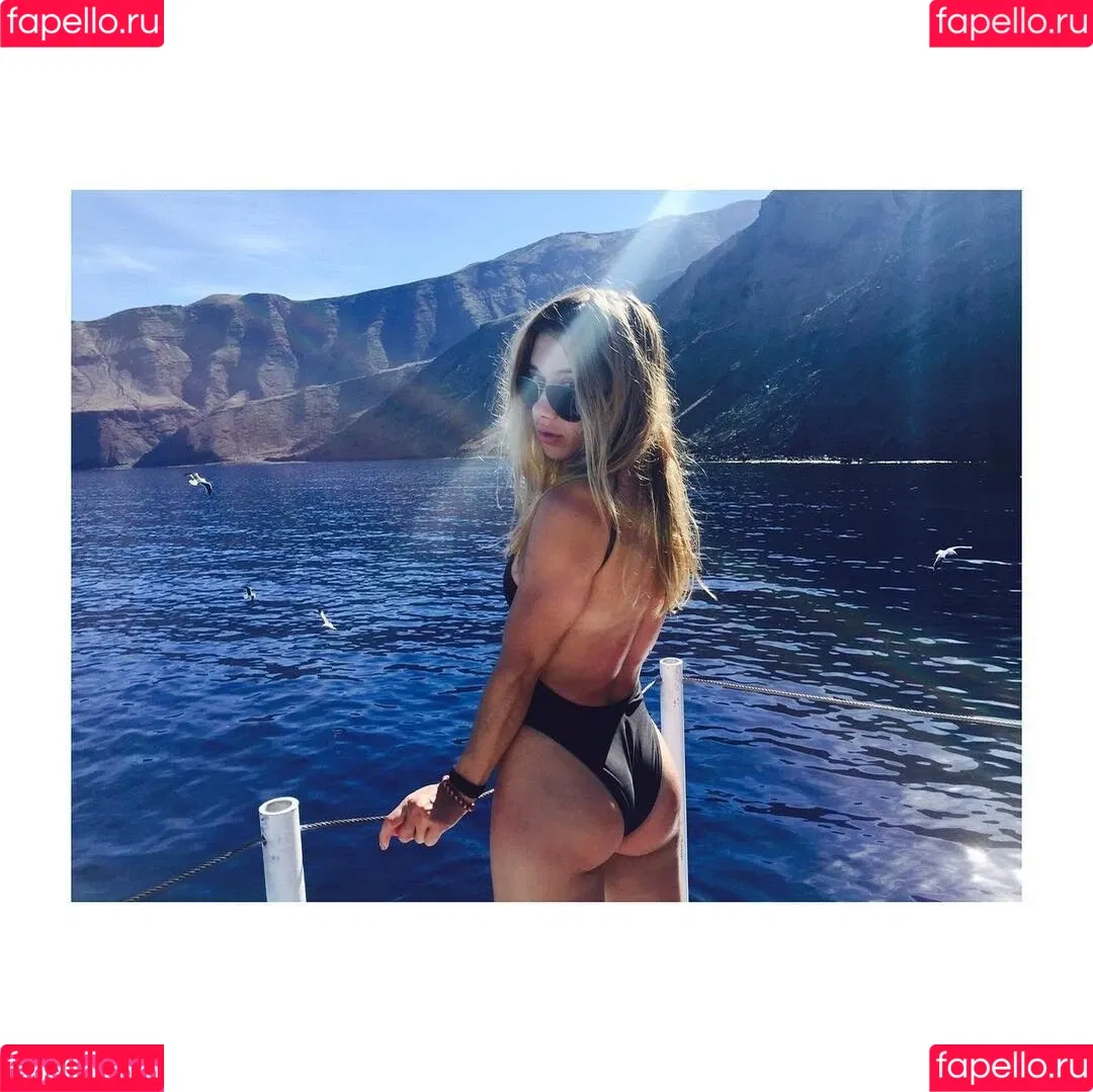 Olesya Rulin Onlyfans Photo Gallery 