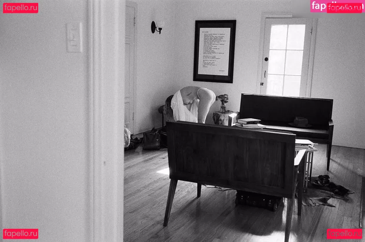 Olesya Rulin Onlyfans Photo Gallery 