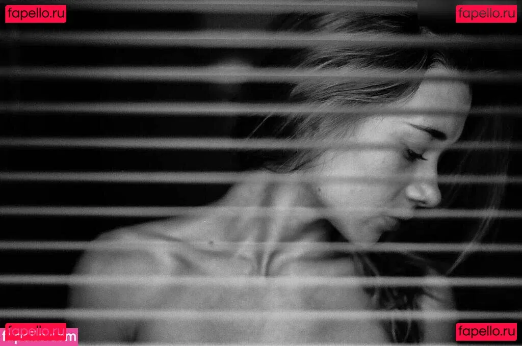 Olesya Rulin Onlyfans Photo Gallery 