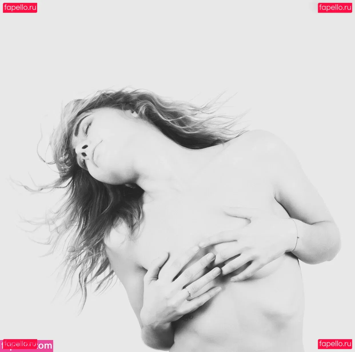 Olesya Rulin Onlyfans Photo Gallery 