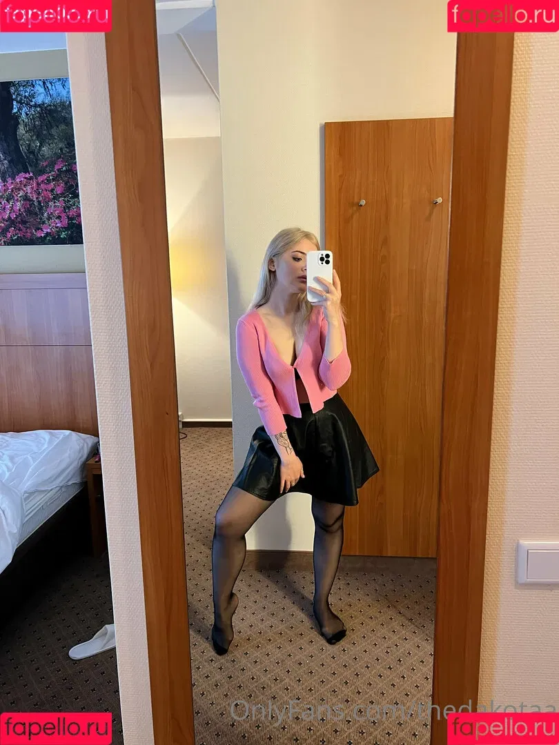 thedakotaa Onlyfans Photo Gallery 