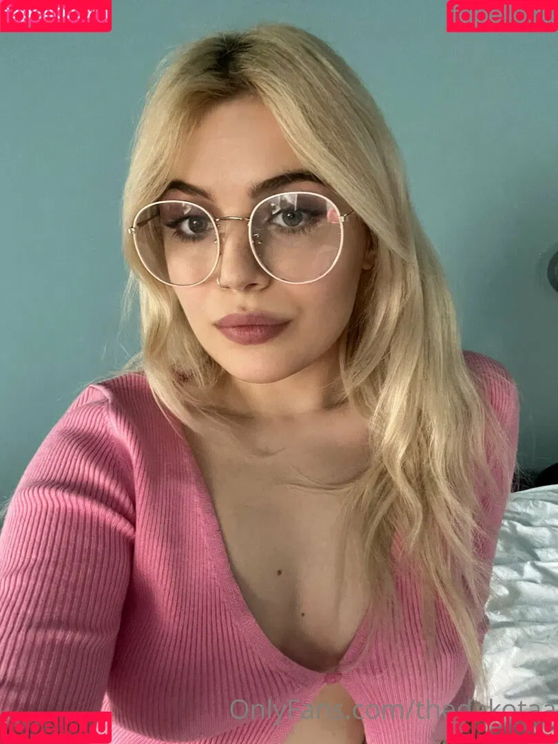 thedakotaa Onlyfans Photo Gallery 