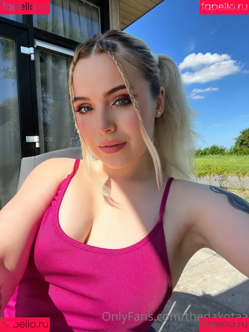 thedakotaa Onlyfans Photo Gallery 