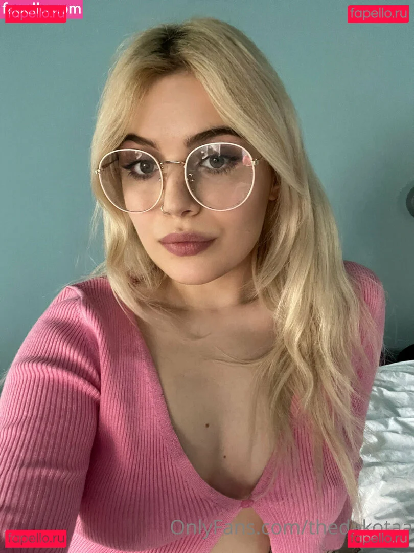 thedakotaa Onlyfans Photo Gallery 