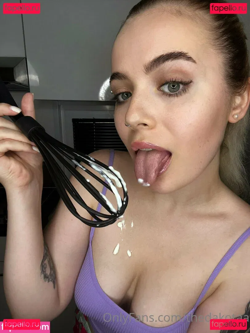 thedakotaa Onlyfans Photo Gallery 