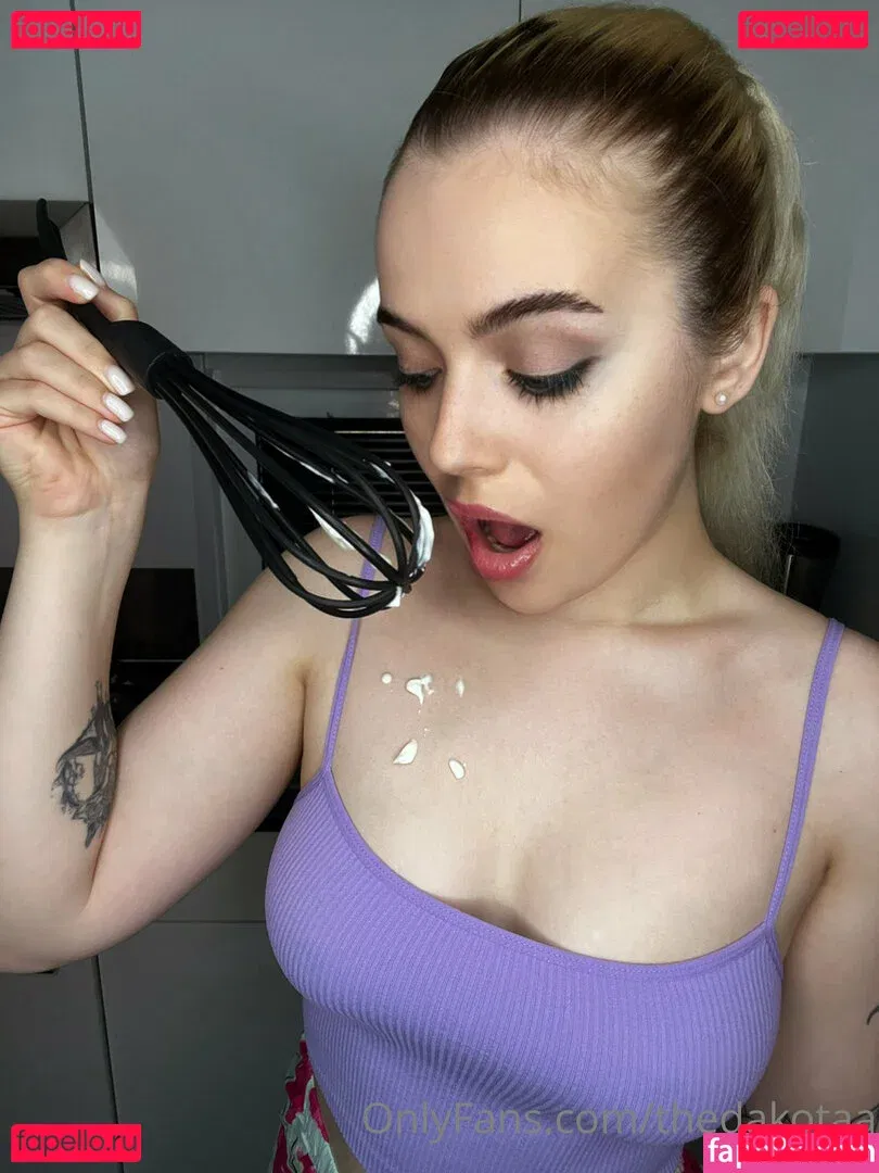 thedakotaa Onlyfans Photo Gallery 