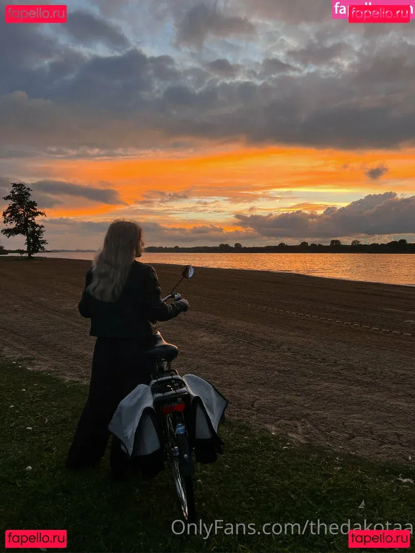 thedakotaa Onlyfans Photo Gallery 